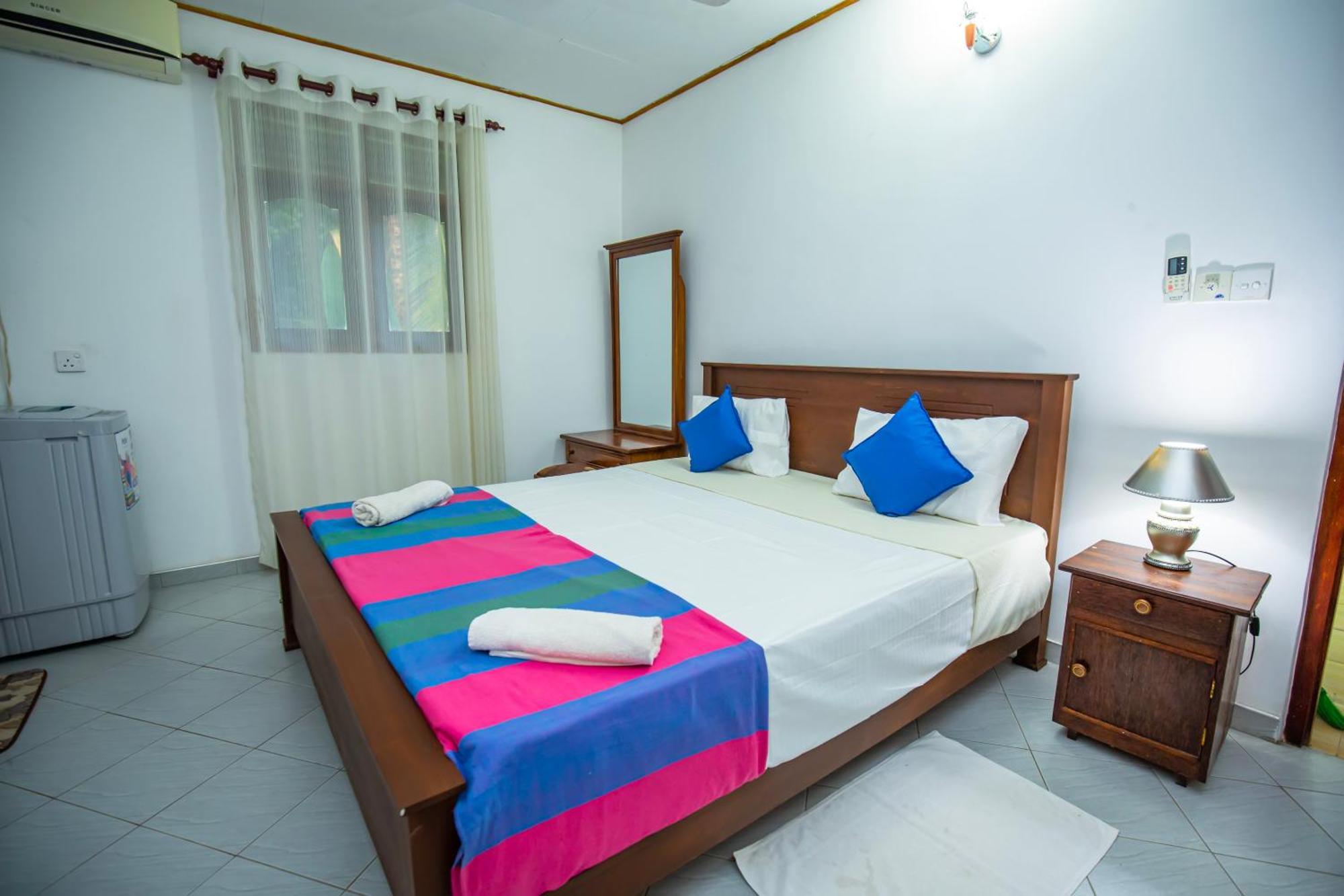Hotel Turtle Lamp Unawatuna Pokoj fotografie